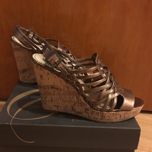 enzo angiolini wedge sandals